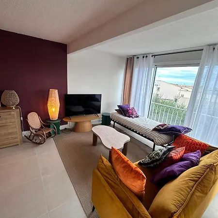 Le Nid Ensoleille - Centre Port Apartment *